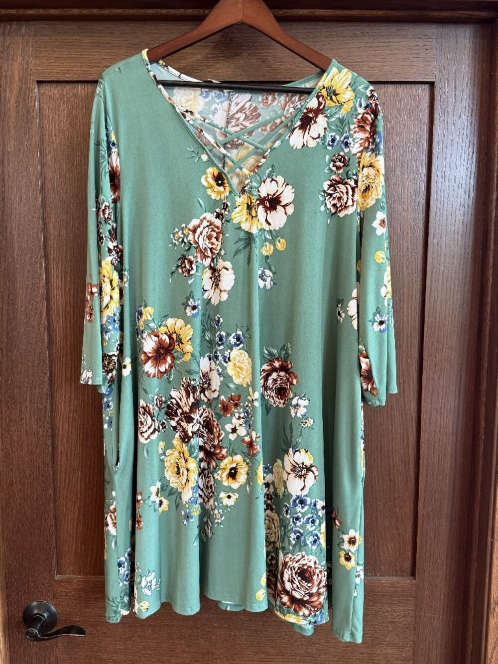 Celeste green floral dress w/pockets (Women's 3X)